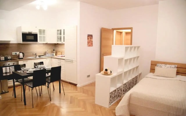 Cozy Studio in Smíchov by Prague Days