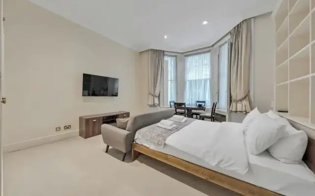 Beaufort Gardens Collection