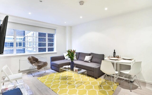 Chelsea Central Luxury Double Bedroom Apartment