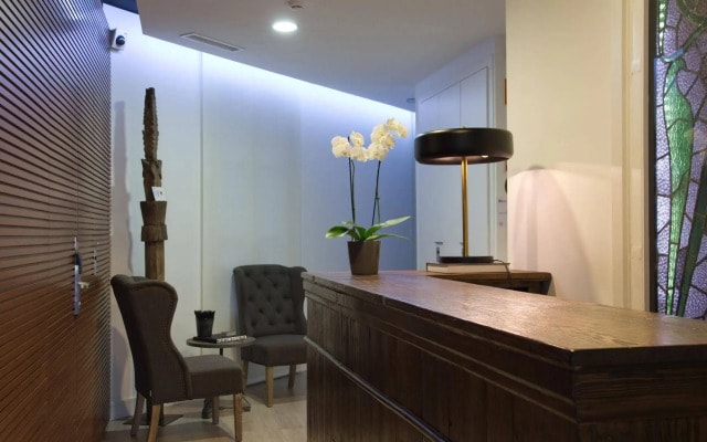 THE 8 Boutique B&B