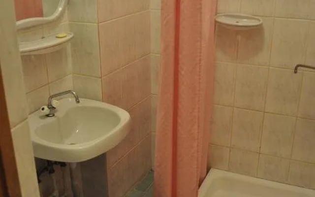 Kdo Hotel