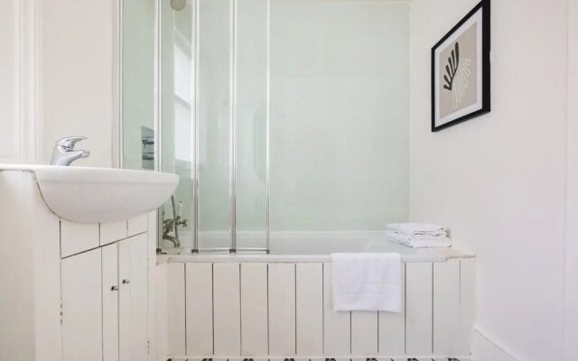 The Camberwell Secret - Alluring 3bdr House With Garden