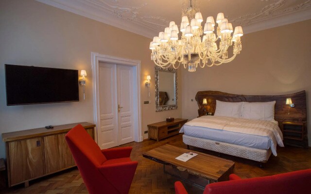 Iron Gate Hotel & Suites Prague by BHG