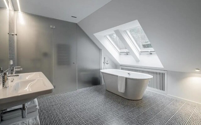 ESE Hotel