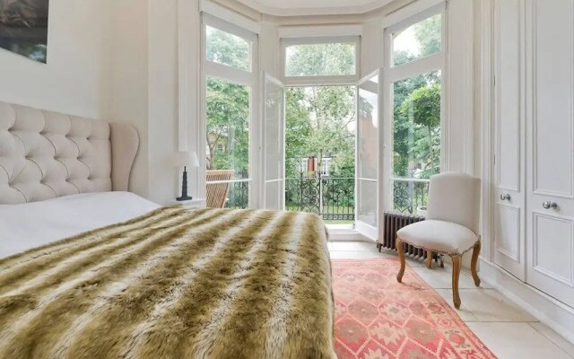 Cute 2-bed Chelsea Apartment