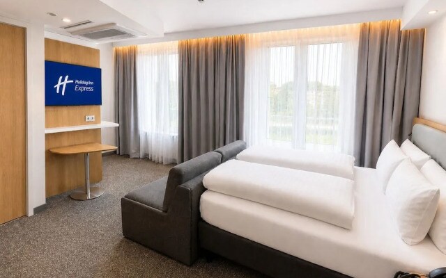 Holiday Inn Express Munich Airport - Erding by IHG