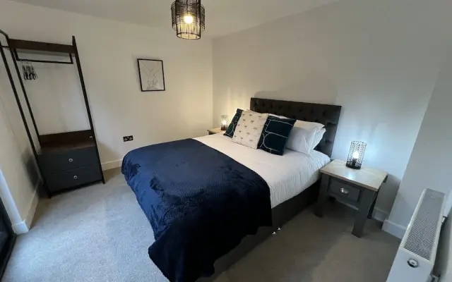 Isleworth Apartments