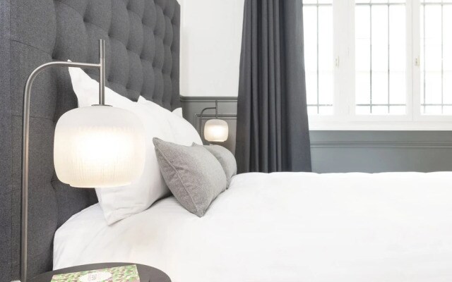 Luxury 4BDR Le Marais I by Livinparis