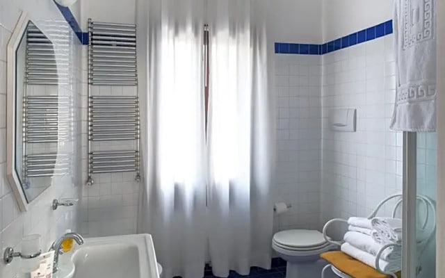 Casa Lunia Guesthouse