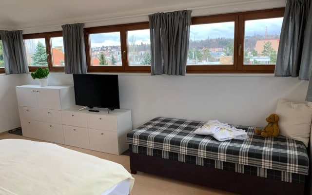 Residence Top Floor Apartment
