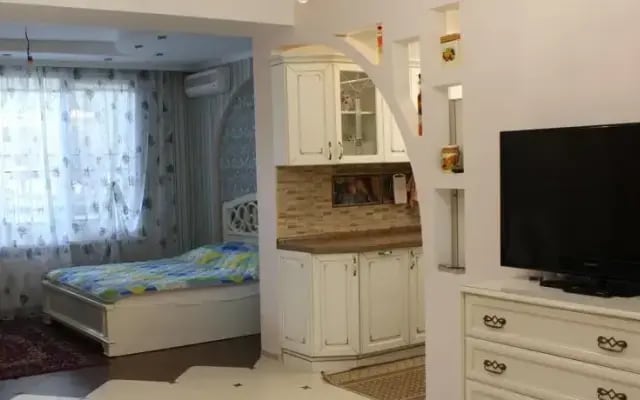 Студия на Кипарисовой