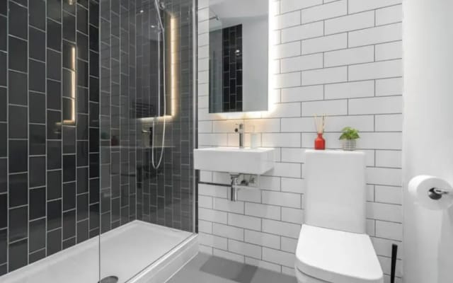 Luxurious Riverside Apartment in Central London