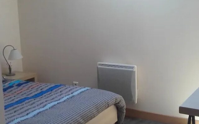 House With 2 Bedrooms in Favières, With Wifi
