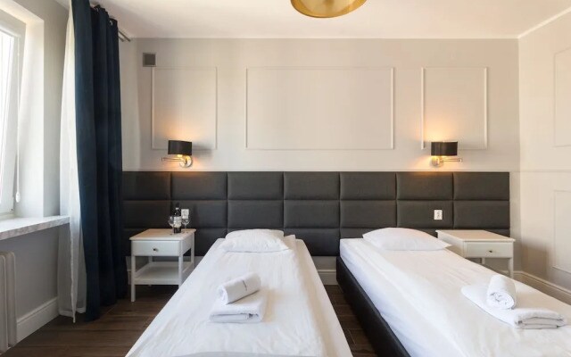 Executive 3 Bedroom Apartament by Your F