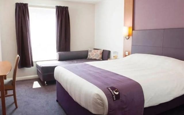 Premier Inn Uk Rotherham East (m18/m1)