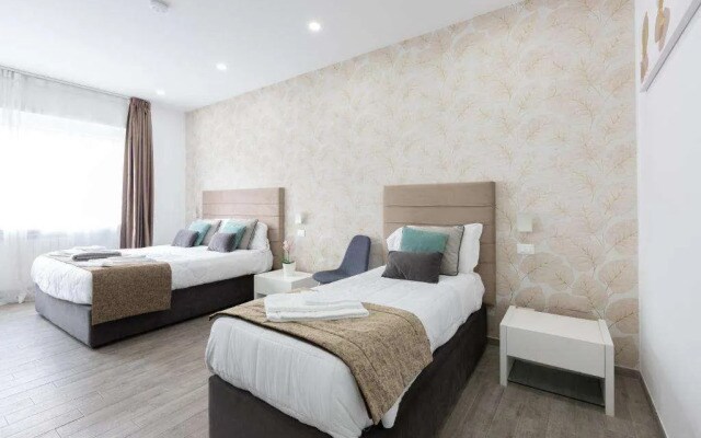 247 LuxuryRooms