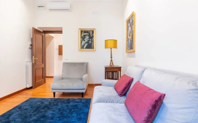Elegant Salandra Suite