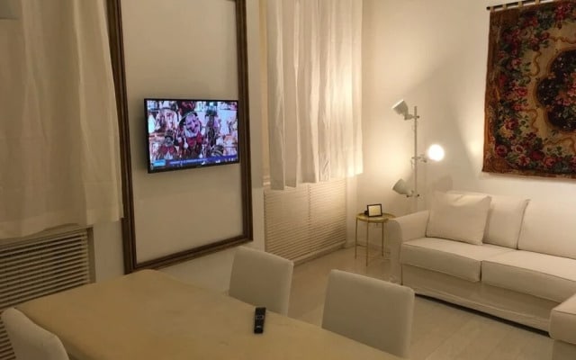 Spanish Steps House