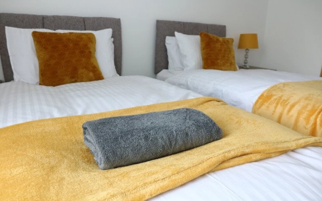 Ideal Lodgings in Bury - Whitefield