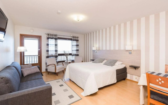 Hotel Lokkilinna