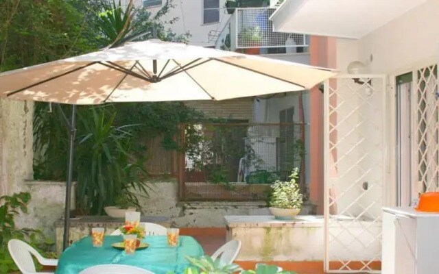 Valentina Apartment near Trastevere