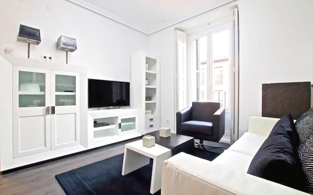 Habitat Apartments Latina