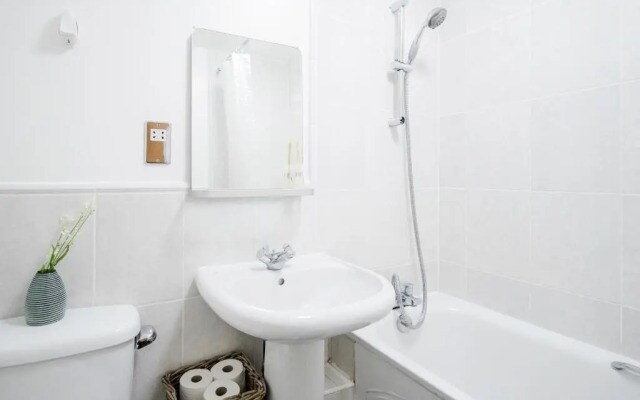 WelcomeStay Vauxhall St Georges Wharf 2 Bedroom Apartment