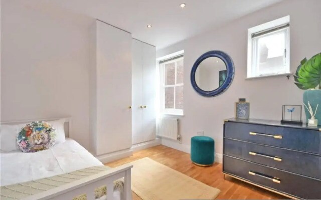 Luxury 3-bed Huge Garden Great Transport Links