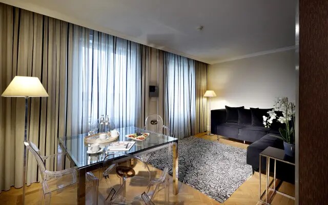 Eurostars Thalia