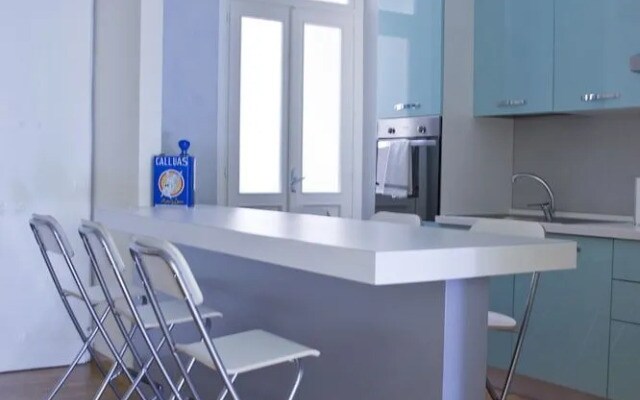 Spacious and very central apartment