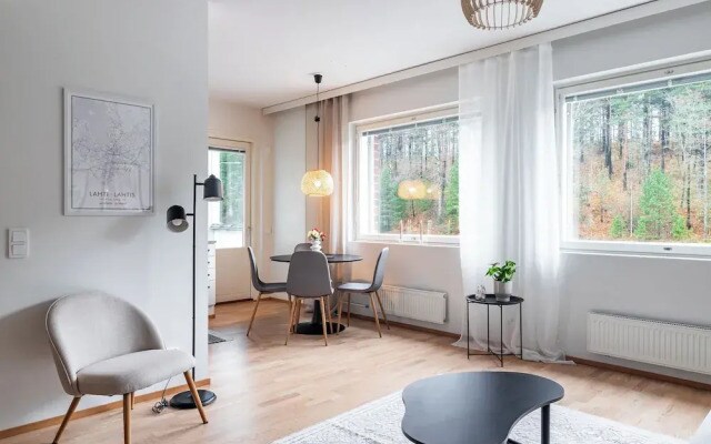 Apartments with Sauna, Balcony & Free Parking