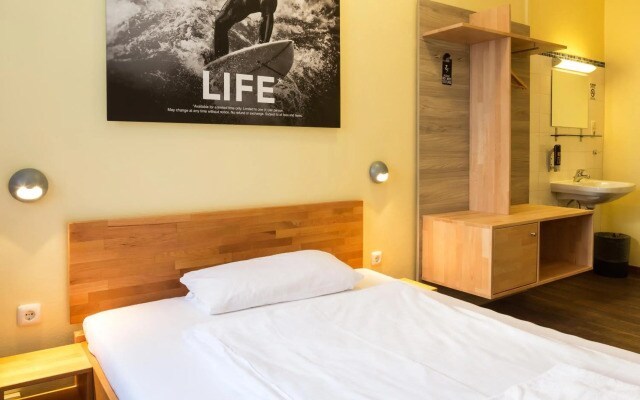 Euro Youth Hotel