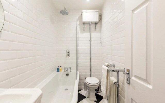 Pembridge Beautiful Garden Flat in Notting Hill