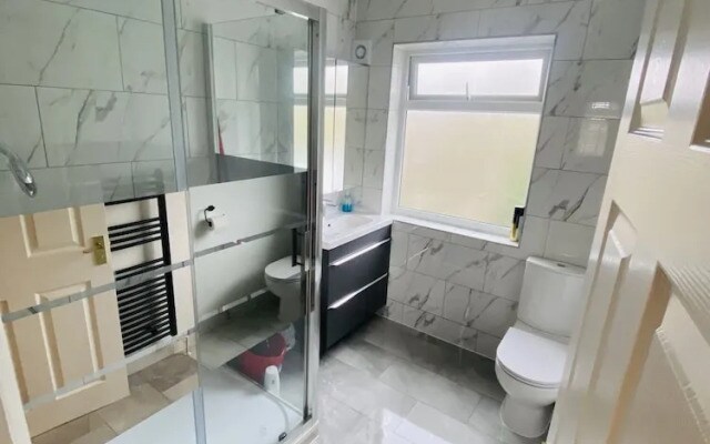 3-bed House - Sleeps 5 & Central Links