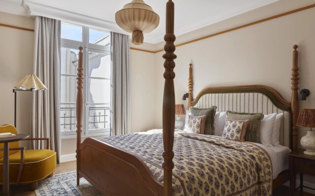 Отель Le Grand Hotel Cayre