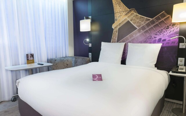 Отель Mercure Paris Centre Tour Eiffel 