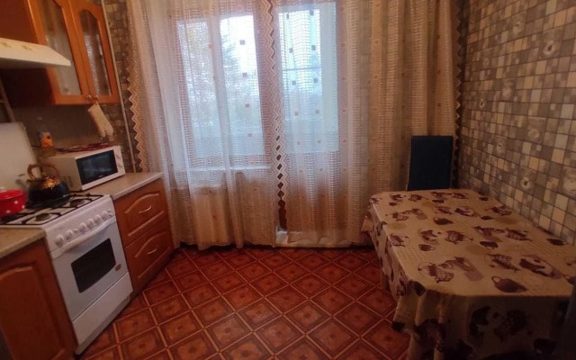 Апартаменты на Суворова, 98