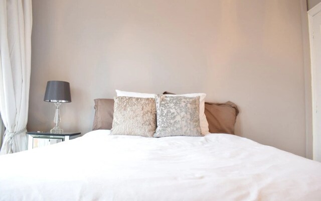 1 Bed Flat in West London