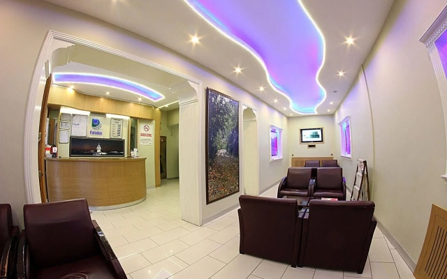 Paradise Hotel