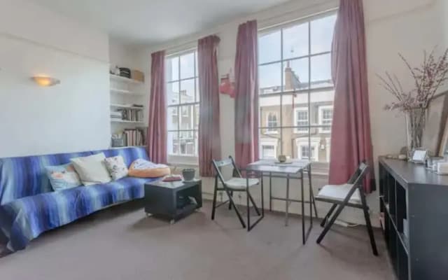 Lovely Victorian Flat for 6 in Stoke Newington