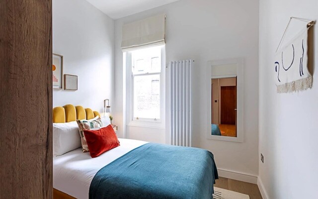 Stunning Earls Court Flat