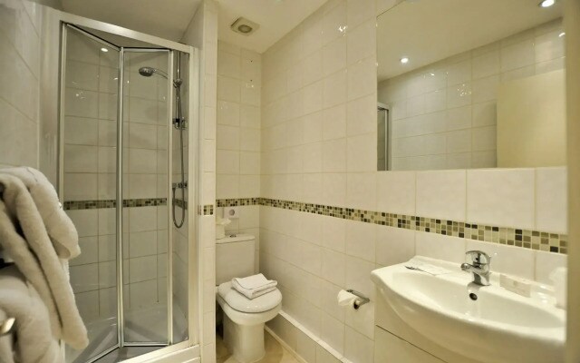 Brunel Hotel