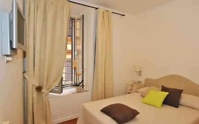 95 Rooms in Rome