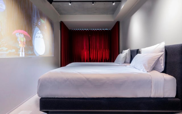 mk2 Hotel Paradiso Nation