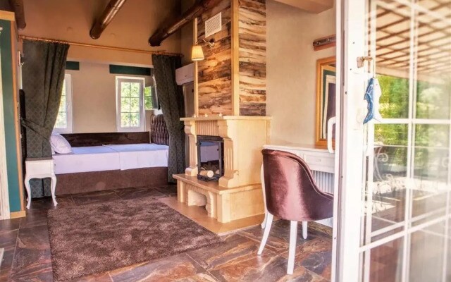 216 North Hotel & Wellness-Spa