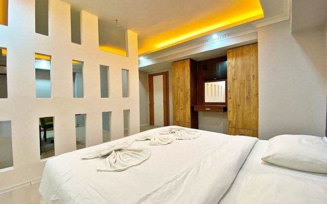 Big Life Hotel