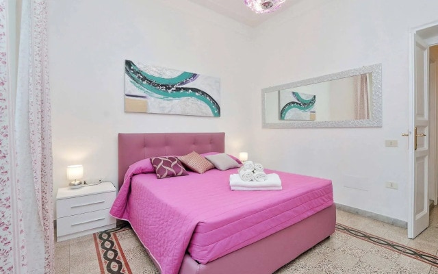 Aventino Piramide apartments - Historical area