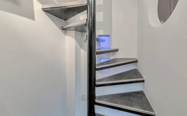 Tamaris Corner House