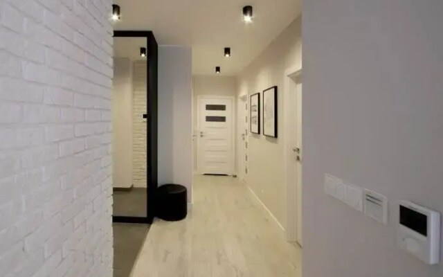 PandO Apartments Solec