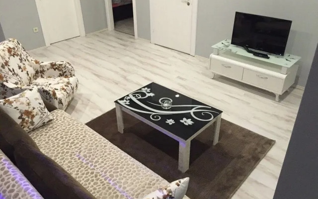 7 Tepe Asya Sui̇te Ataşehi̇r